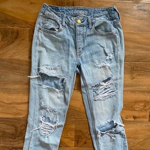 American Eagle Mom Jeans